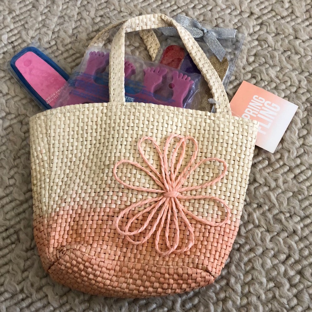 NWT Spring Fling pedicure sets in basket bag !
